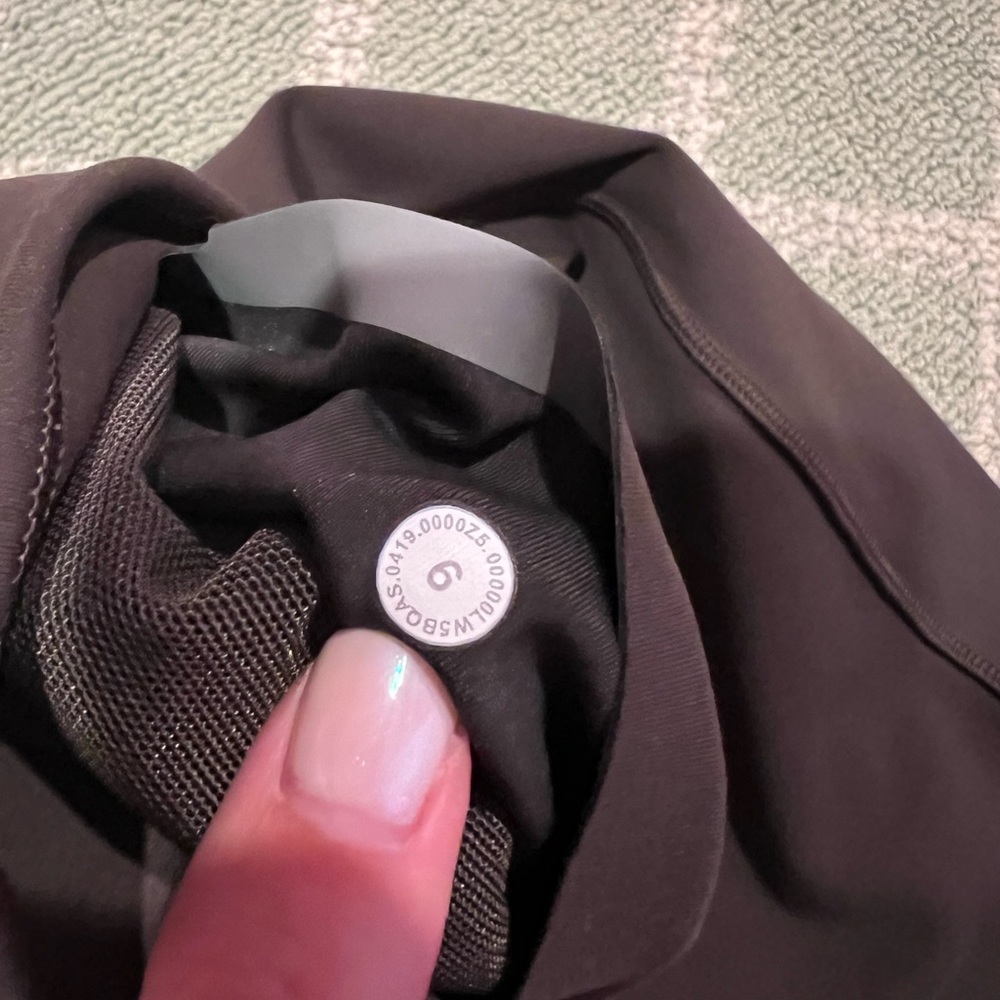 Lululemon leggings - Picture 5 of 5